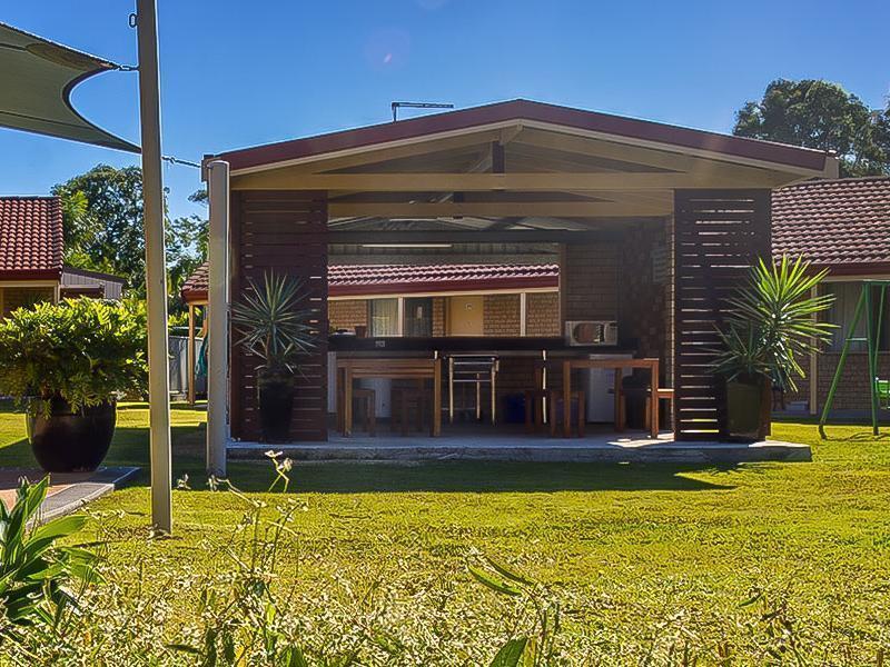 Yamba Motor Inn Buitenkant foto